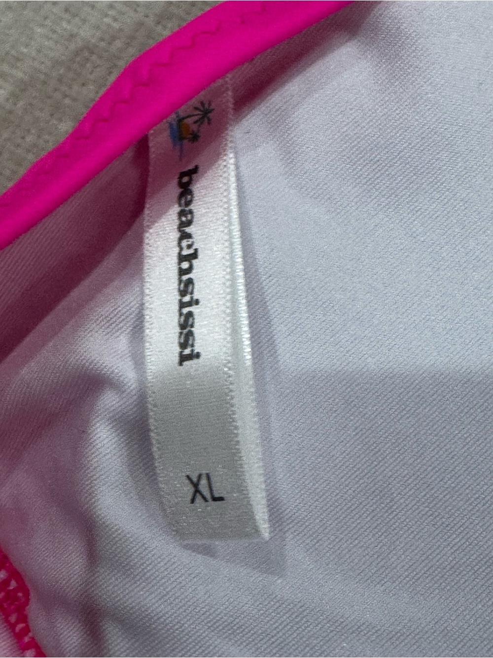 Beachsissi New Bright Pink V‑Neck Swim Tank with Cross Back Straps Size XL - Picture 9 of 9